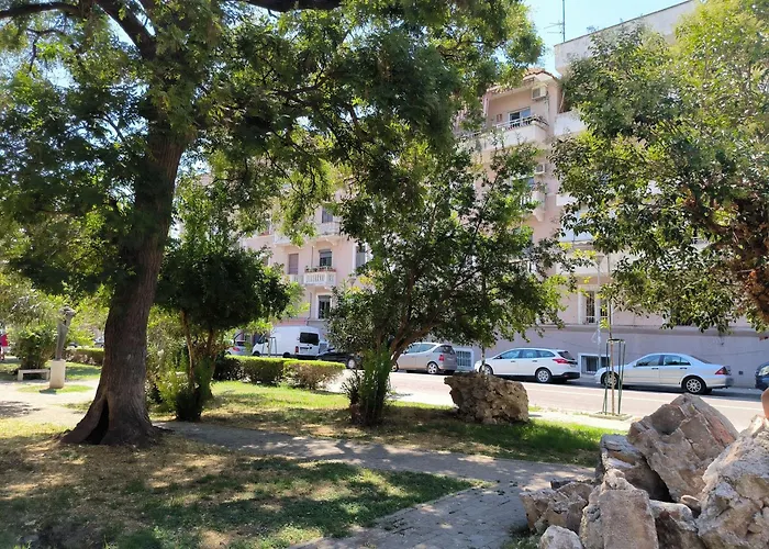 Lukas Apartament Vollga Durres